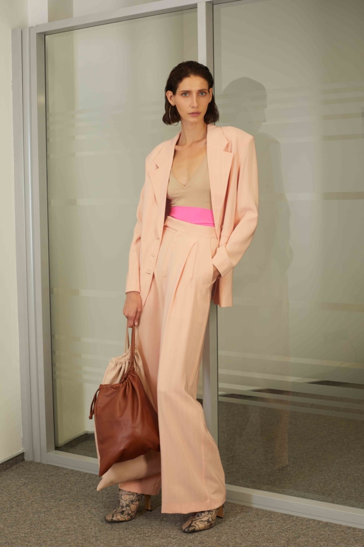 AMG_SS19_LOOKBOOK_30