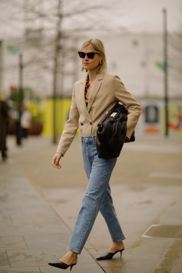 lfw6-613x920