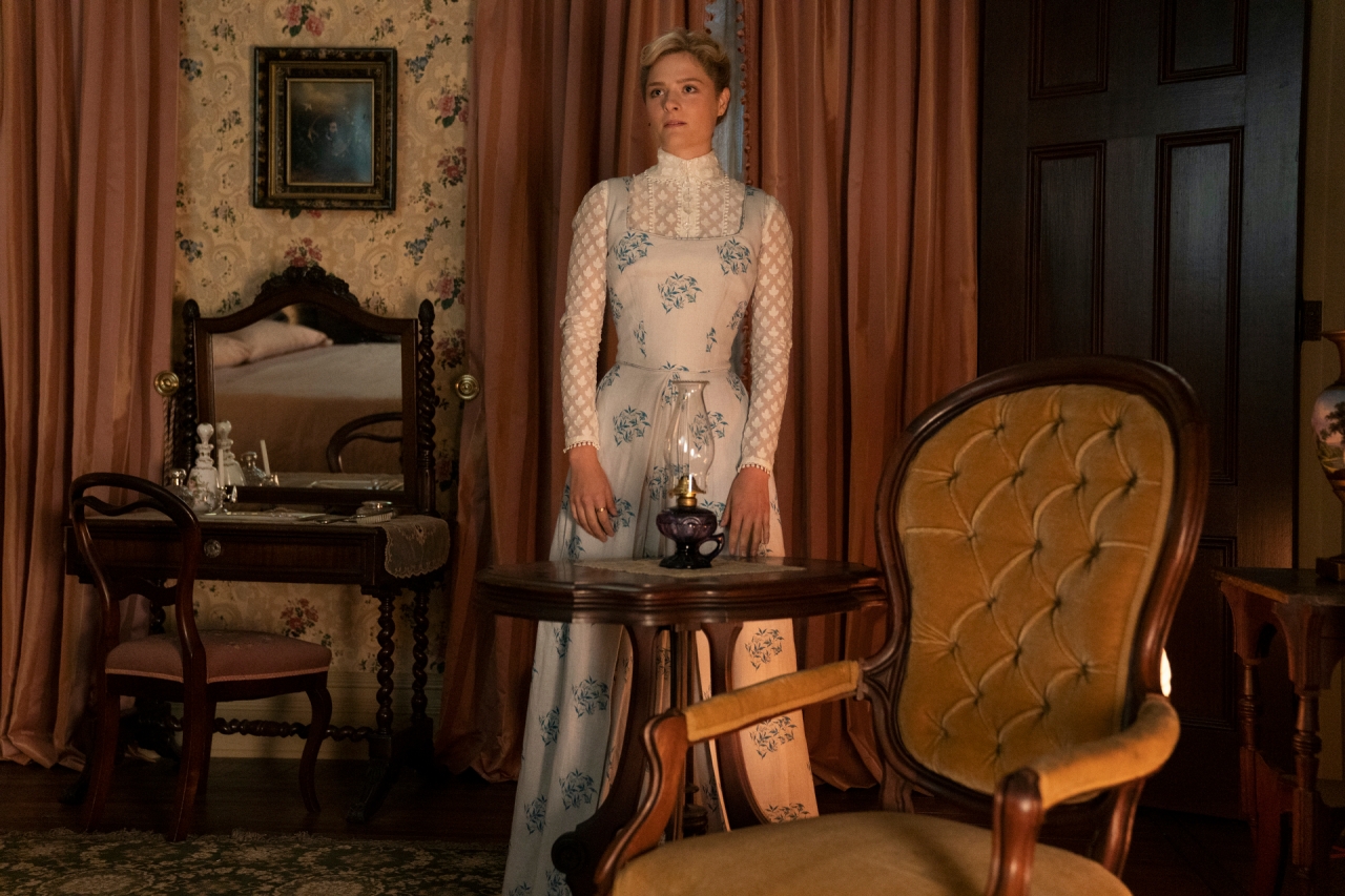 the-gilded-age-costumes-15