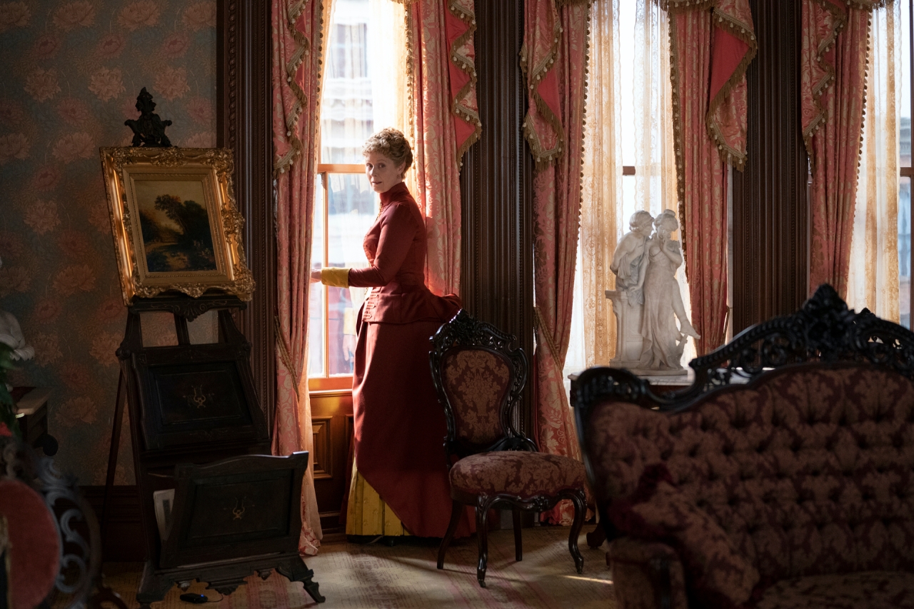 the-gilded-age-costumes-8